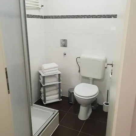 Ferien- Und Monteurwohnung Naehe Bahnhof Apartament Troisdorf