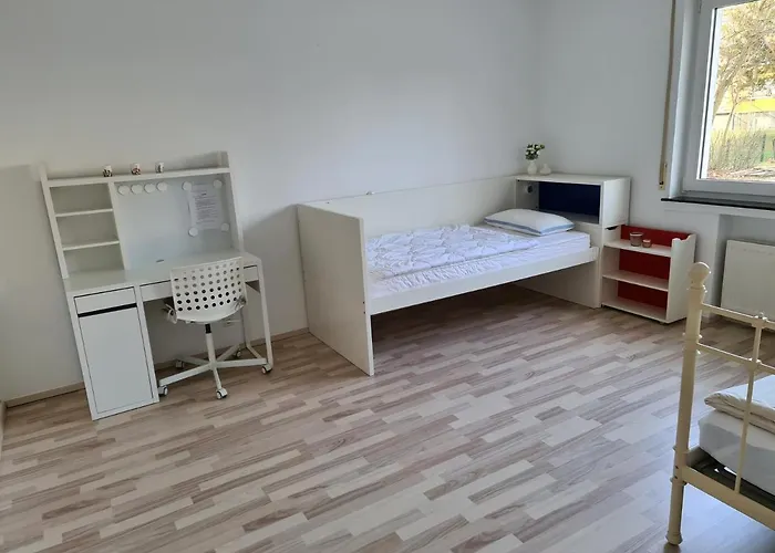 Apartman Ferien- Und Monteurwohnung Naehe Bahnhof
